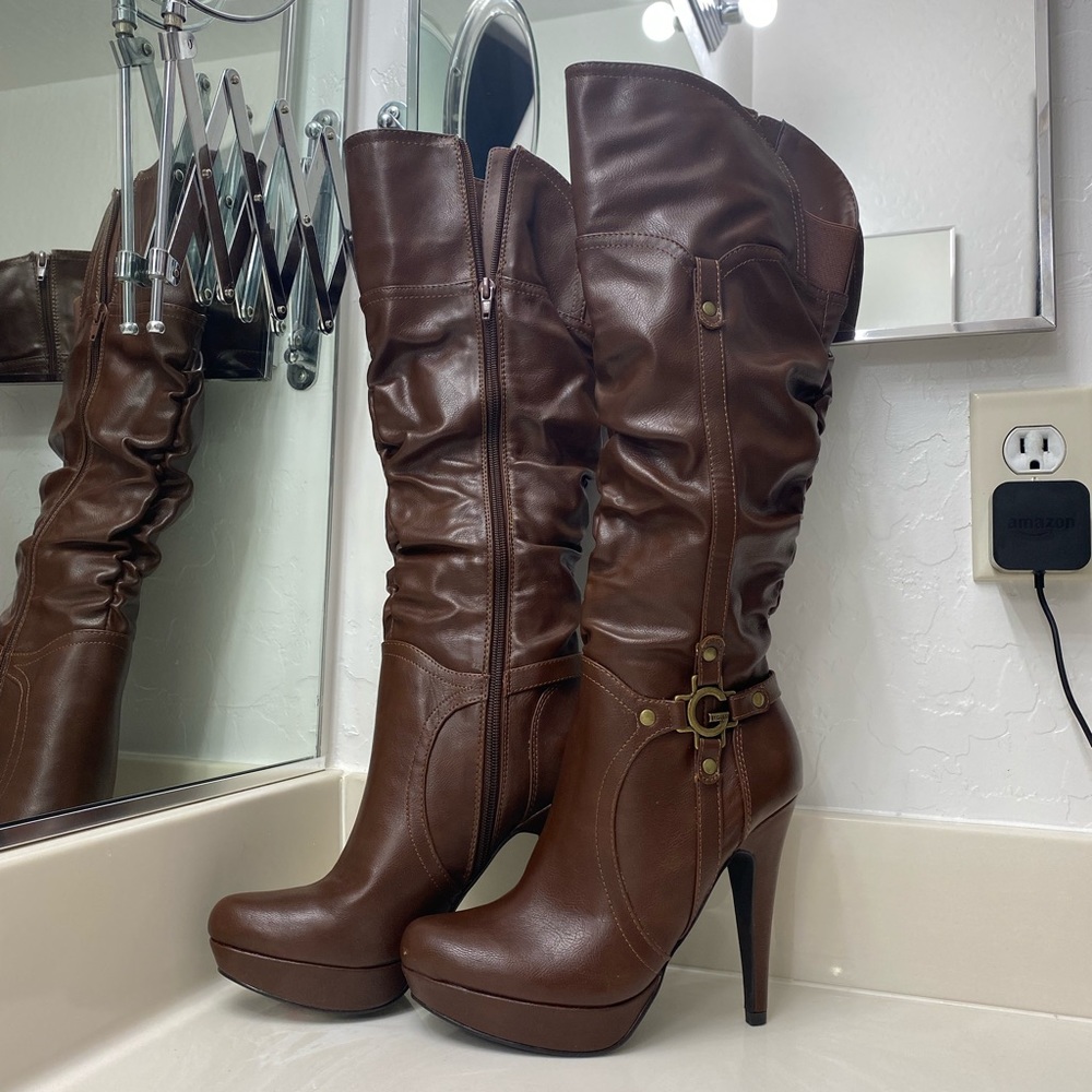 Knee high chocolate brown Darrlin Guess boots